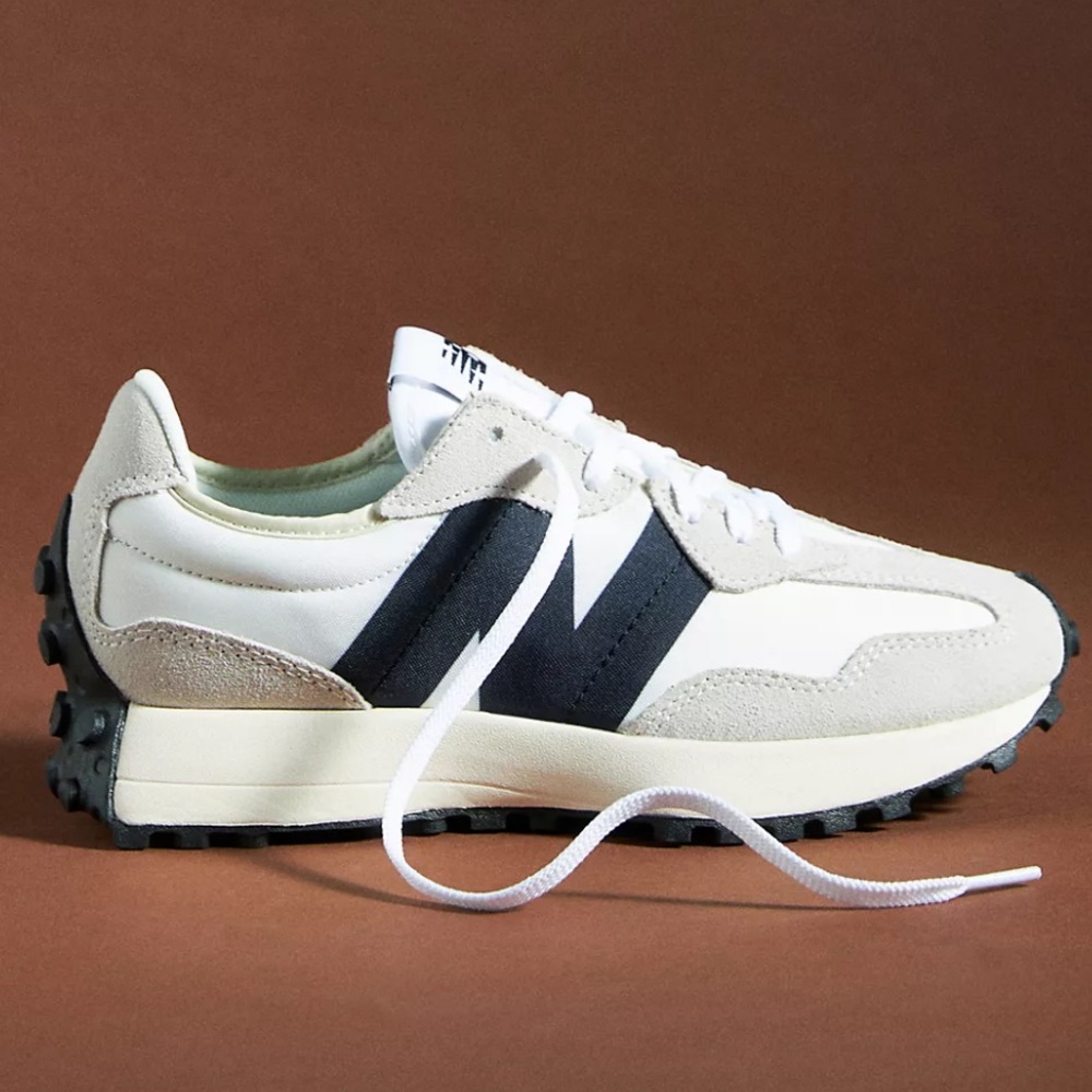 New Balance 327s Size 10